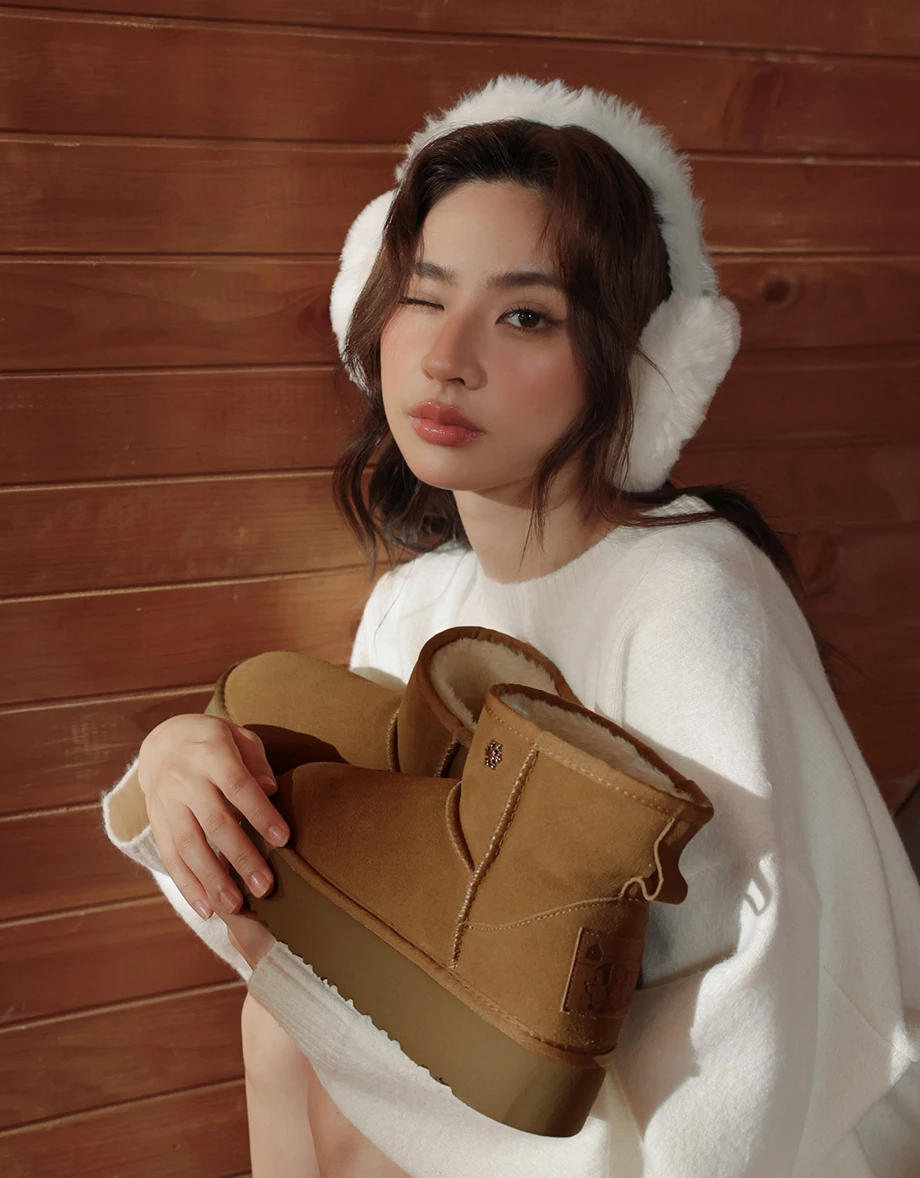 【DINOTAENG】Snowflake Platform Ankle Snow Boots ( Thick Sole Design) 【DINOTAENG】Snowflake Platform Ankle Snow Boots ( Thick Sole Design)
