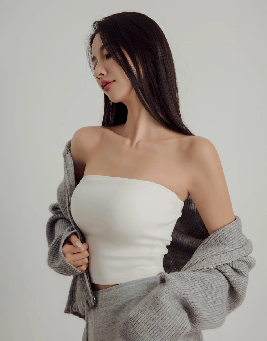 Soft Stretch Tube Crop Bra Top Soft Stretch Tube Crop Bra Top