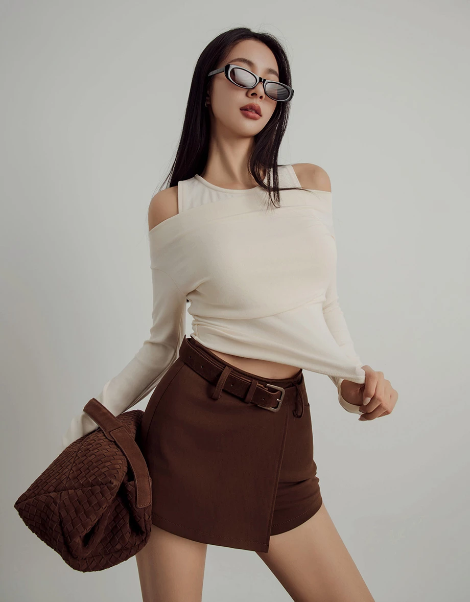 Faux 2 Piece Off Shoulder Long Sleeve Top Faux 2 Piece Off Shoulder Long Sleeve Top