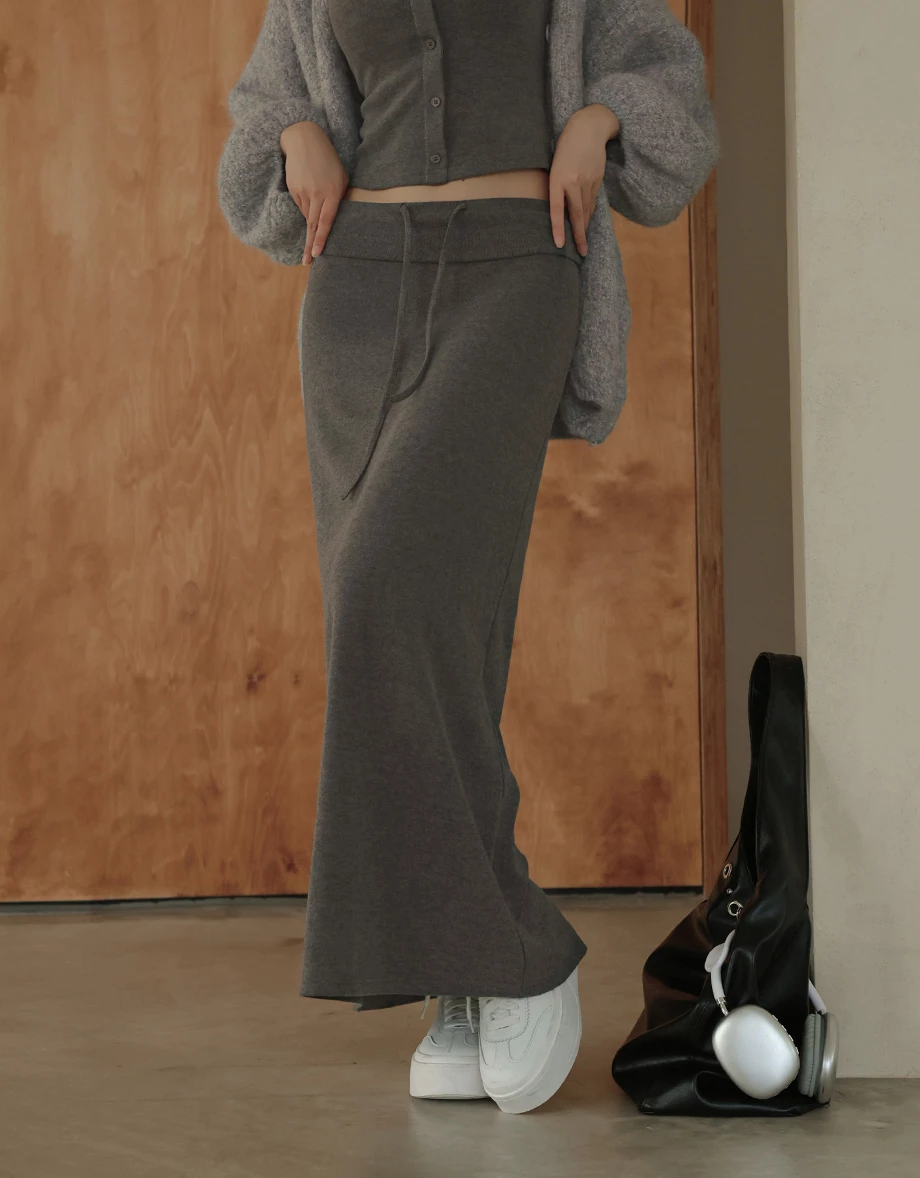 Soft Knit Drawstring Waist Maxi Skirt (Solid/Striped) Soft Knit Drawstring Waist Maxi Skirt (Solid/Striped)