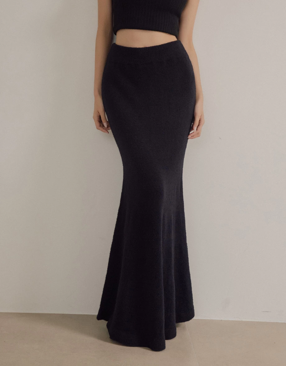 Soft Knit High Waist Mermaid Maxi Skirt Soft Knit High Waist Mermaid Maxi Skirt