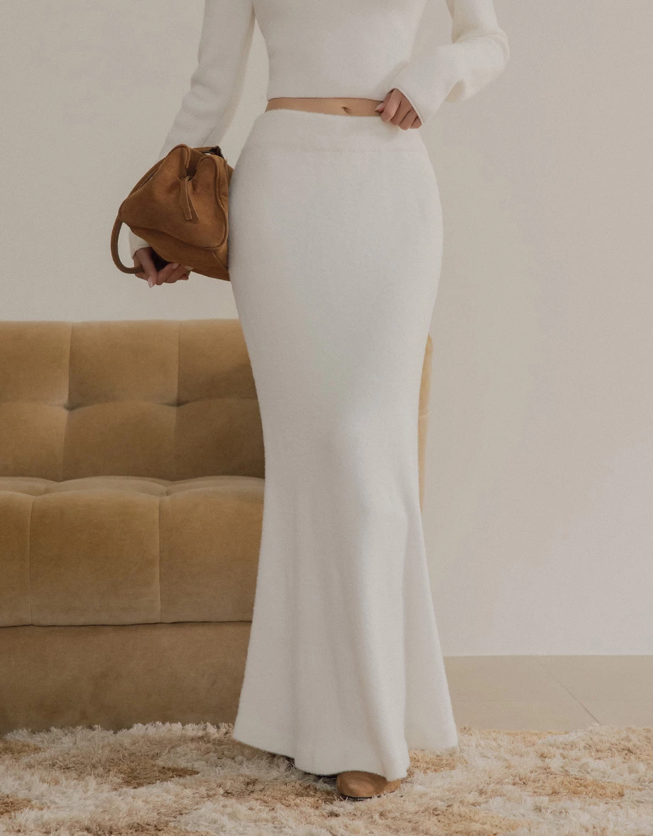 Soft Knit High Waist Mermaid Maxi Skirt Soft Knit High Waist Mermaid Maxi Skirt