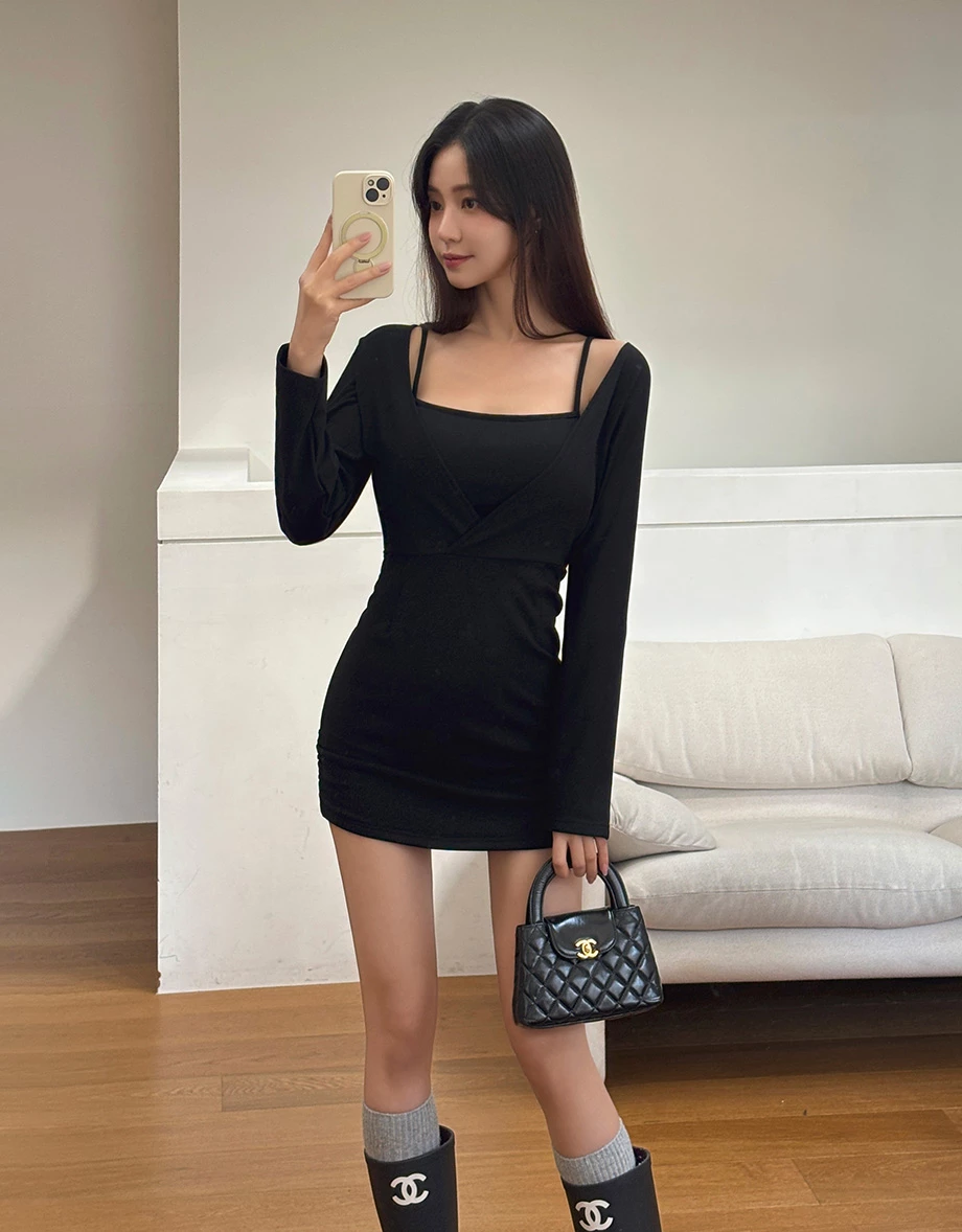 【Heat Tech】Layered Camisole Inspired V Neck Bodycon Padded Mini Dress 【Heat Tech】Layered Camisole Inspired V Neck Bodycon Padded Mini Dress