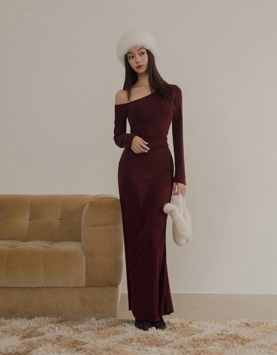 Asymmetric One Shoulder Long Sleeve Side Ruched Padded Maxi Dress