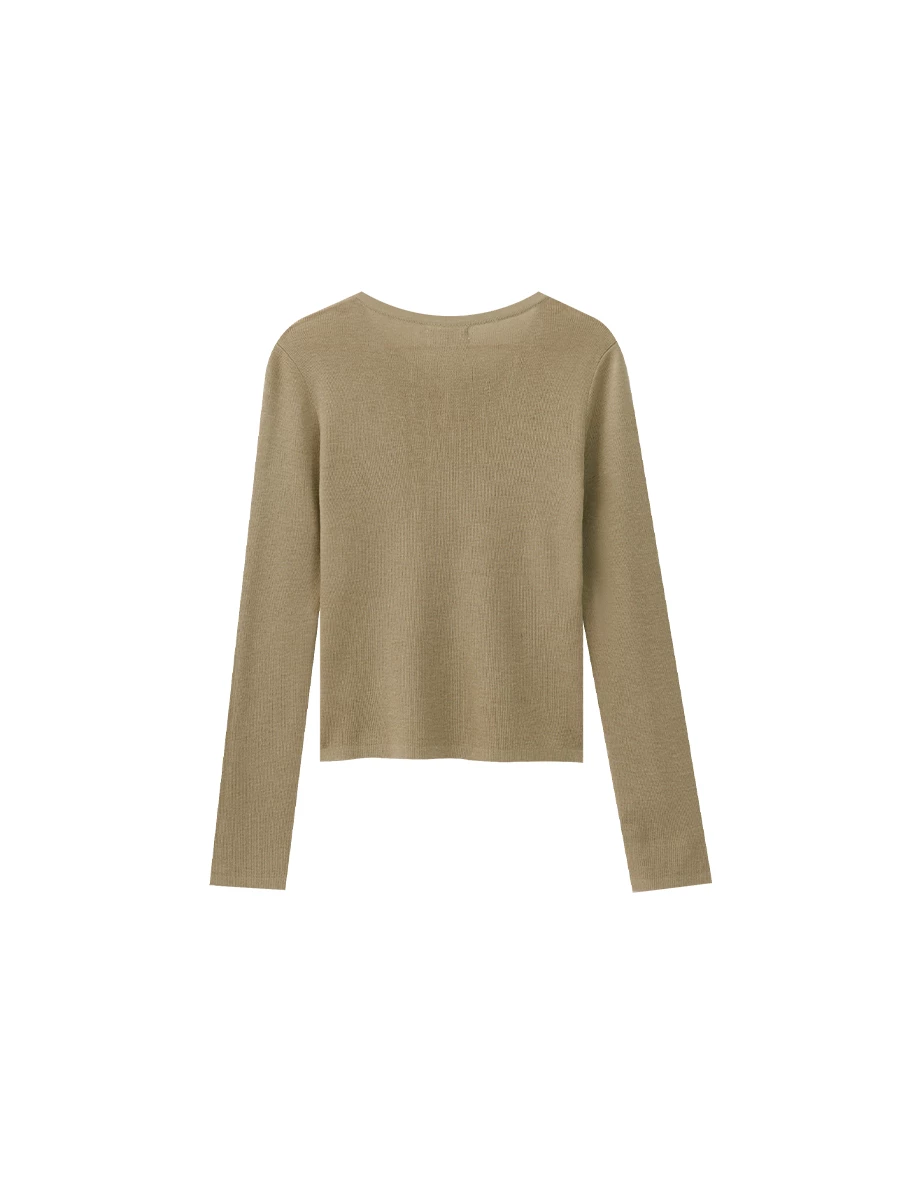 Soft Stretch Knit Fitted Long Sleeve Top with Front Placket Buttons Soft Stretch Knit Fitted Long Sleeve Top with Front Placket Buttons