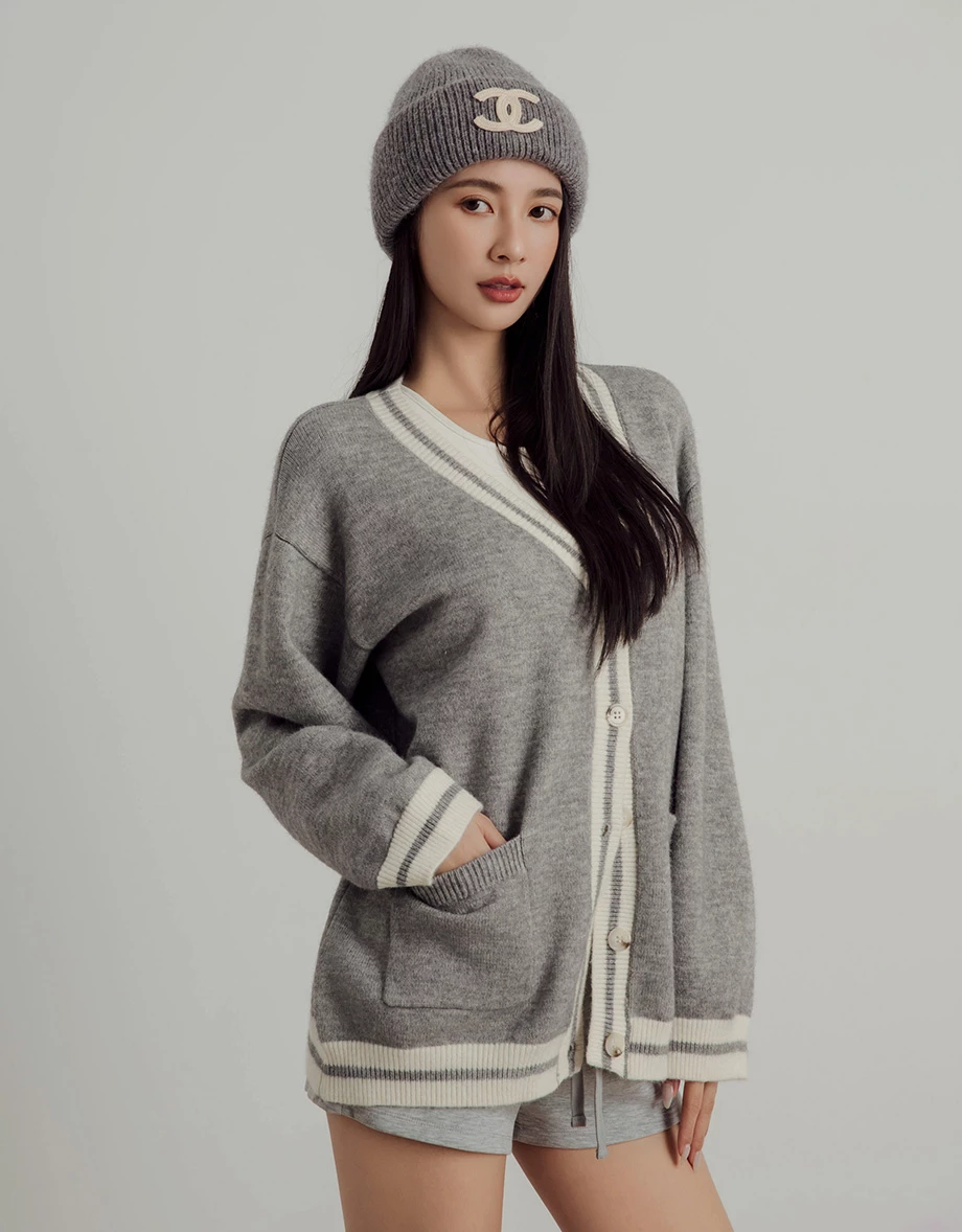 Soft Knit V Neck Long Cardigan with Contrast Trim Soft Knit V Neck Long Cardigan with Contrast Trim