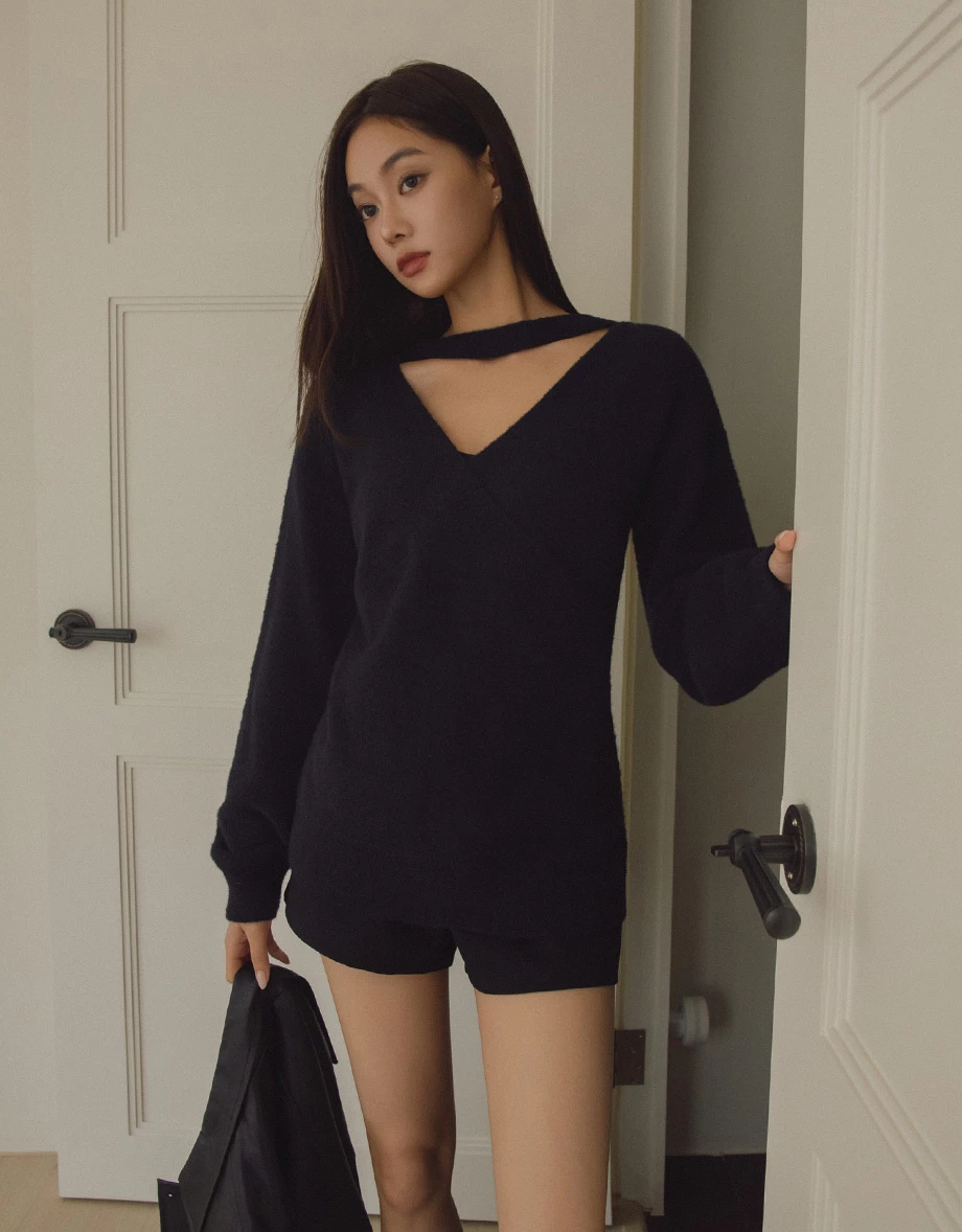 Reversible Neckline V Neck Fuzzy Knit Top