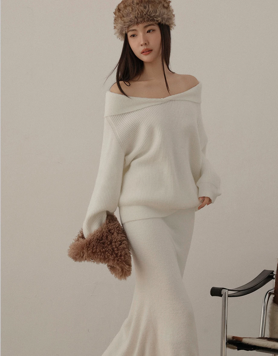 2 Way Fold Over Off Shoulder Oversized Sweater 2 Way Fold Over Off Shoulder Oversized Sweater