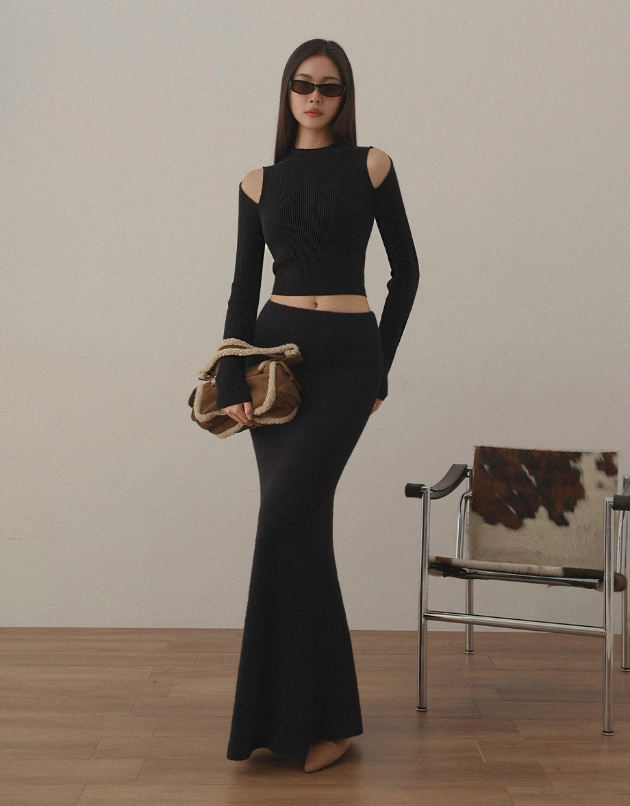 Cold Shoulder Mock Neck Ribbed Knit Crop Top Cold Shoulder Mock Neck Ribbed Knit Crop Top