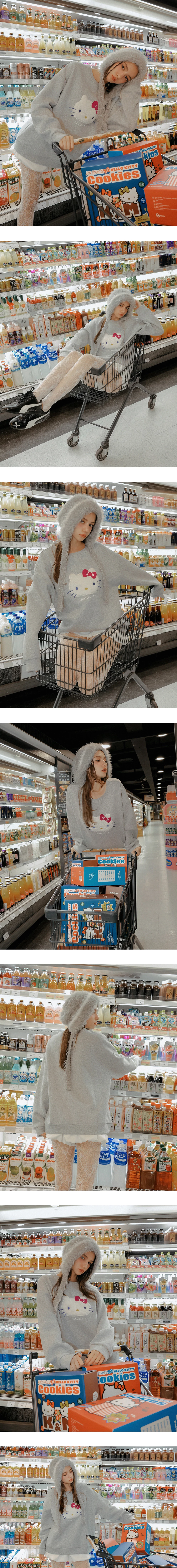 【Hello Kitty Collaboration】Plush Embroidered Graphic Crew Neck Sweatshirt 【Hello Kitty Collaboration】Plush Embroidered Graphic Crew Neck Sweatshirt