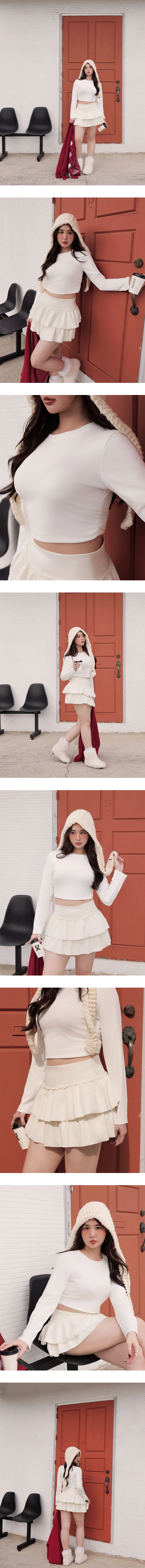 Crew Neck Side Ruched Stretch Long Sleeve Crop Top