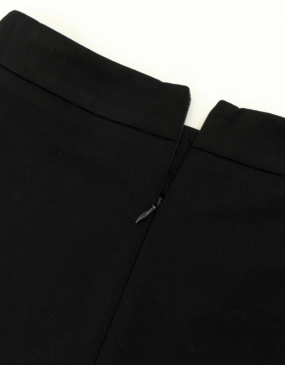 AIRY HOURGLASS Tailored High Waist Flap Pocket Shorts AIRY HOURGLASS Tailored High Waist Flap Pocket Shorts