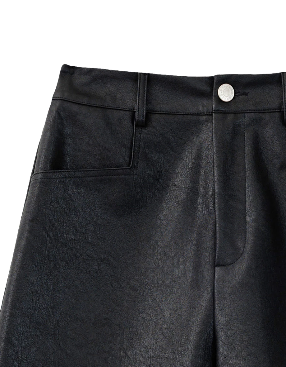 High Waist Faux Leather Shorts with Pockets High Waist Faux Leather Shorts with Pockets