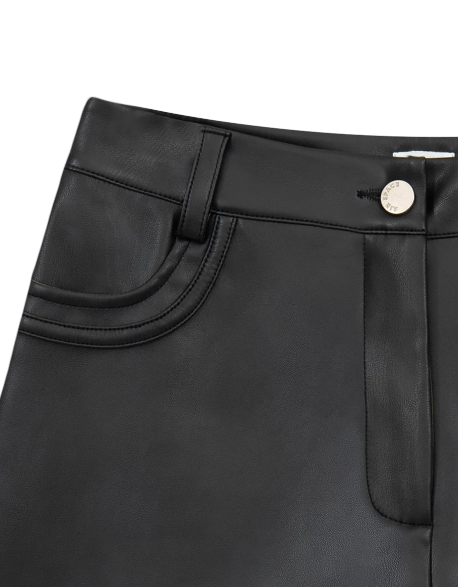 【Heat Tech】Tailored High Waist Faux Leather Shorts with Pockets