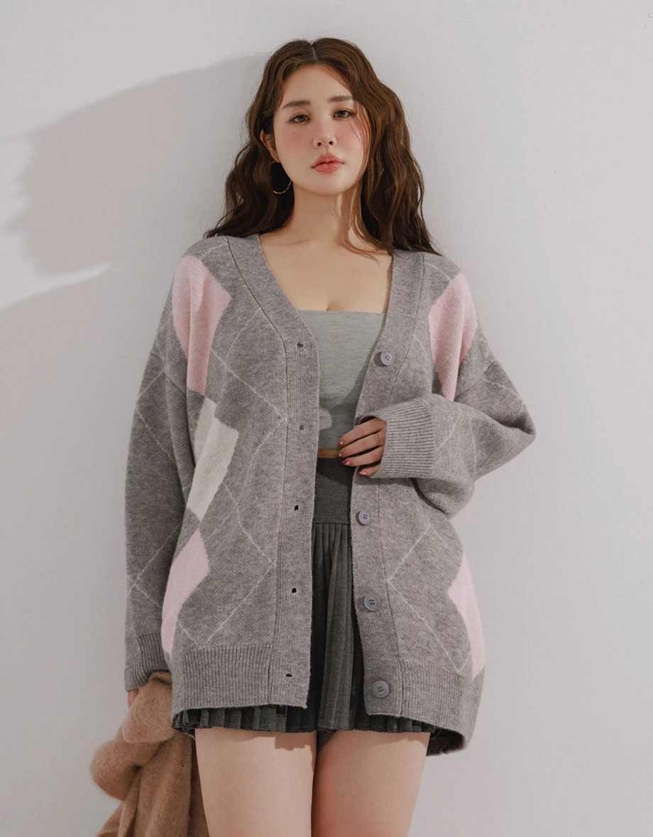 V Neck Oversized Argyle Knit Button Down Cardigan