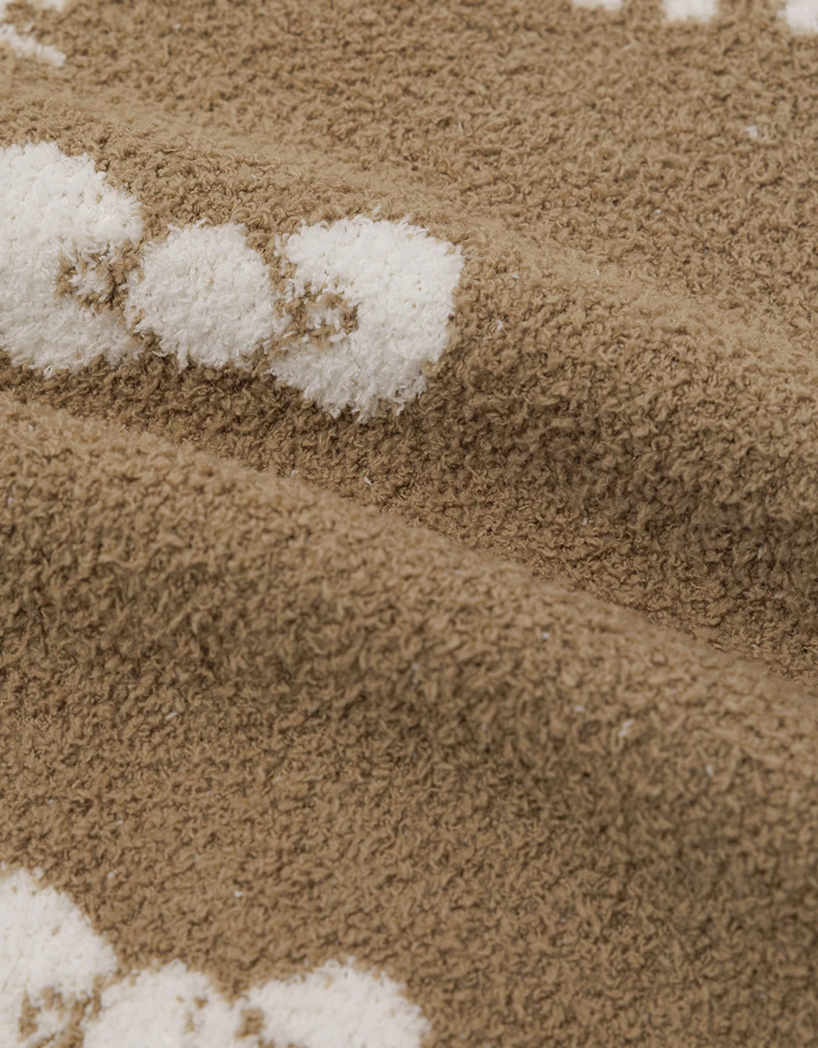 【Hello Kitty Collaboration】Hello Kitty All-Over Print Fluffy Knit Cardigan 【Hello Kitty Collaboration】Hello Kitty All-Over Print Fluffy Knit Cardigan