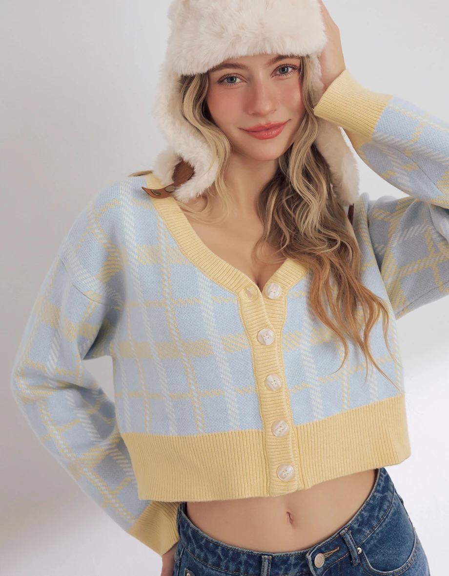 Vintage Inspired Plaid V Neck Cropped Knit Cardigan