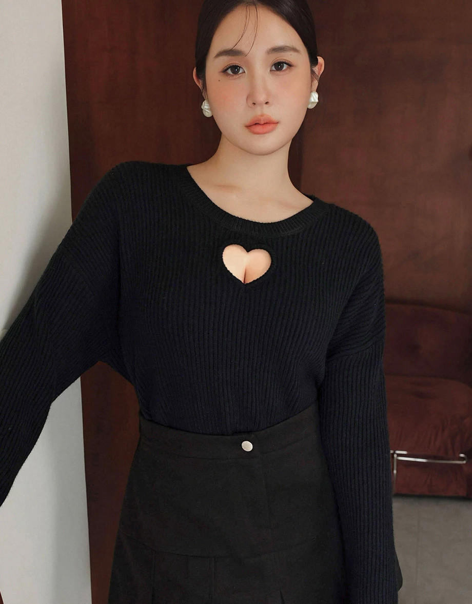 Heart Cut Out Ribbed Cropped Knit Top