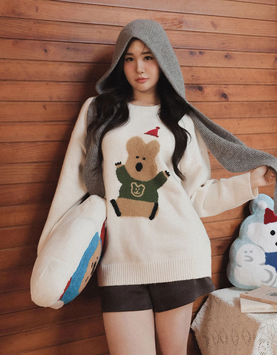 【DINOTAENG】Round Neck Knit Graphic Oversized Sweater