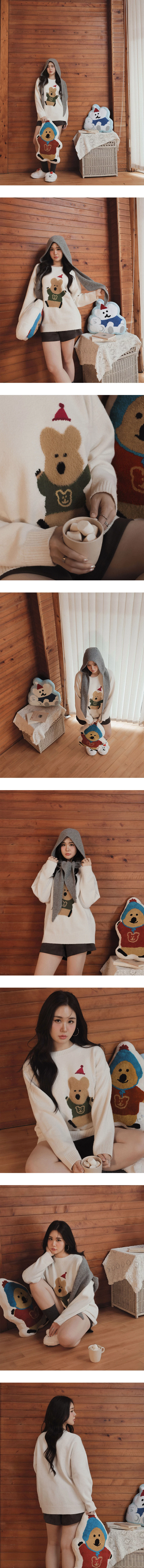 【DINOTAENG】Round Neck Knit Graphic Oversized Sweater 【DINOTAENG】Round Neck Knit Graphic Oversized Sweater