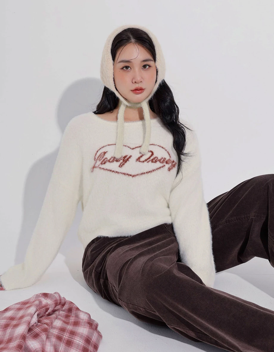 Oversized Soft Touch Heart Graphic Fuzzy Knit Sweater
