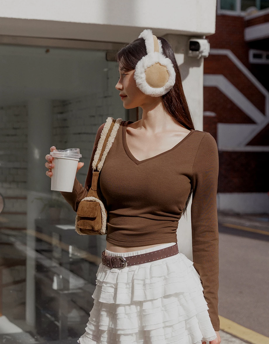 【Heat Tech】Ruched Side V Neck Fitted Long Sleeve Padded Bra Top 【Heat Tech】Ruched Side V Neck Fitted Long Sleeve Padded Bra Top