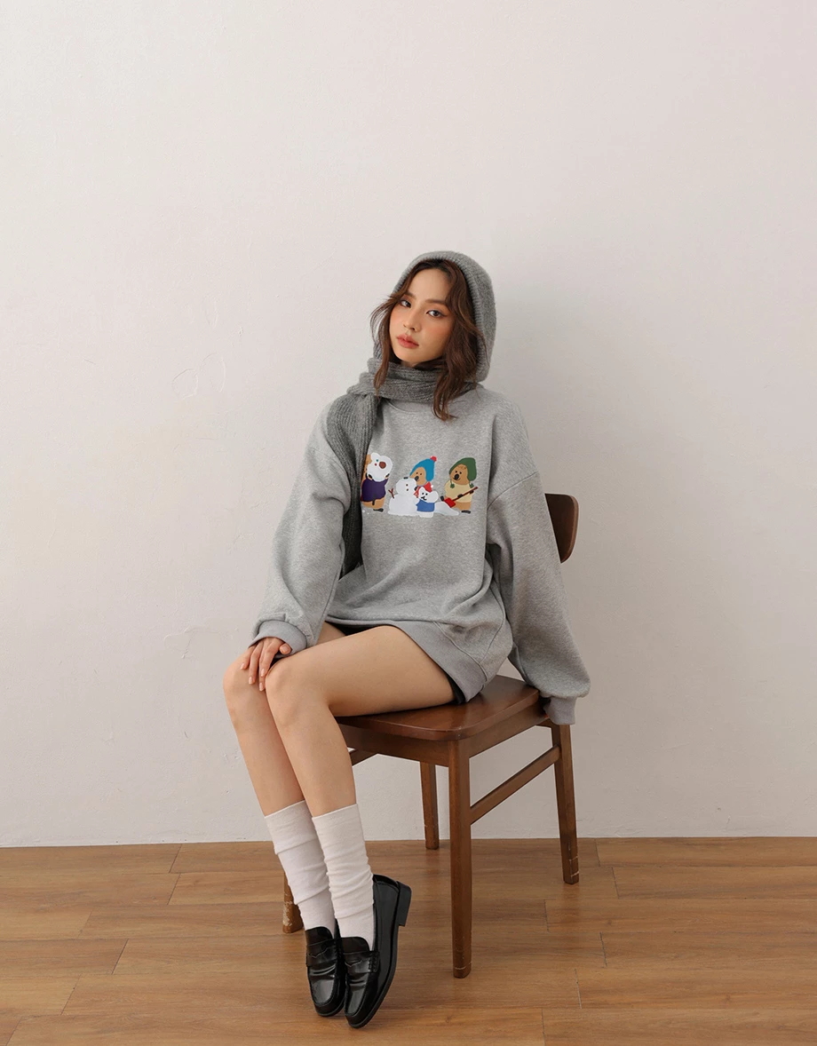 【DINOTAENG】Embroidered Sweatshirt With Inner Fleece 【DINOTAENG】Embroidered Sweatshirt With Inner Fleece