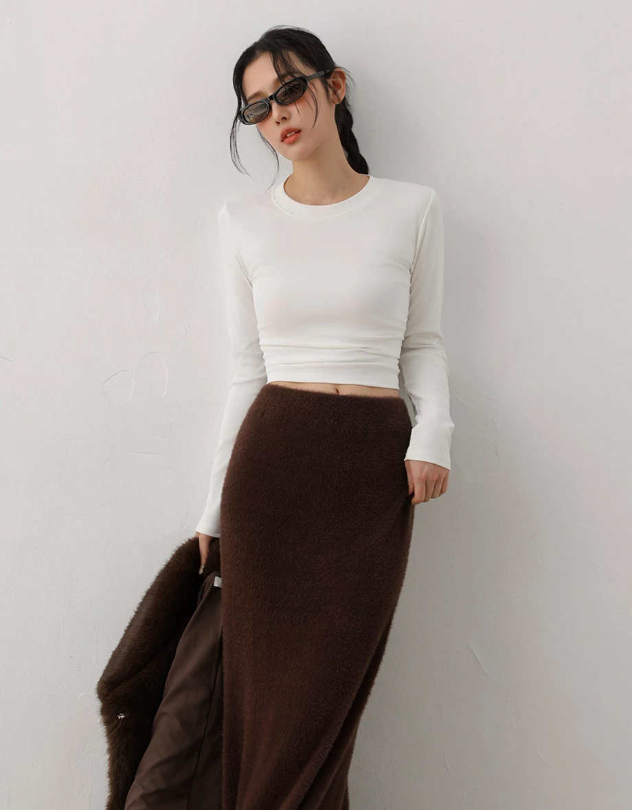 Crew Neck Side Ruched Stretch Long Sleeve Crop Top