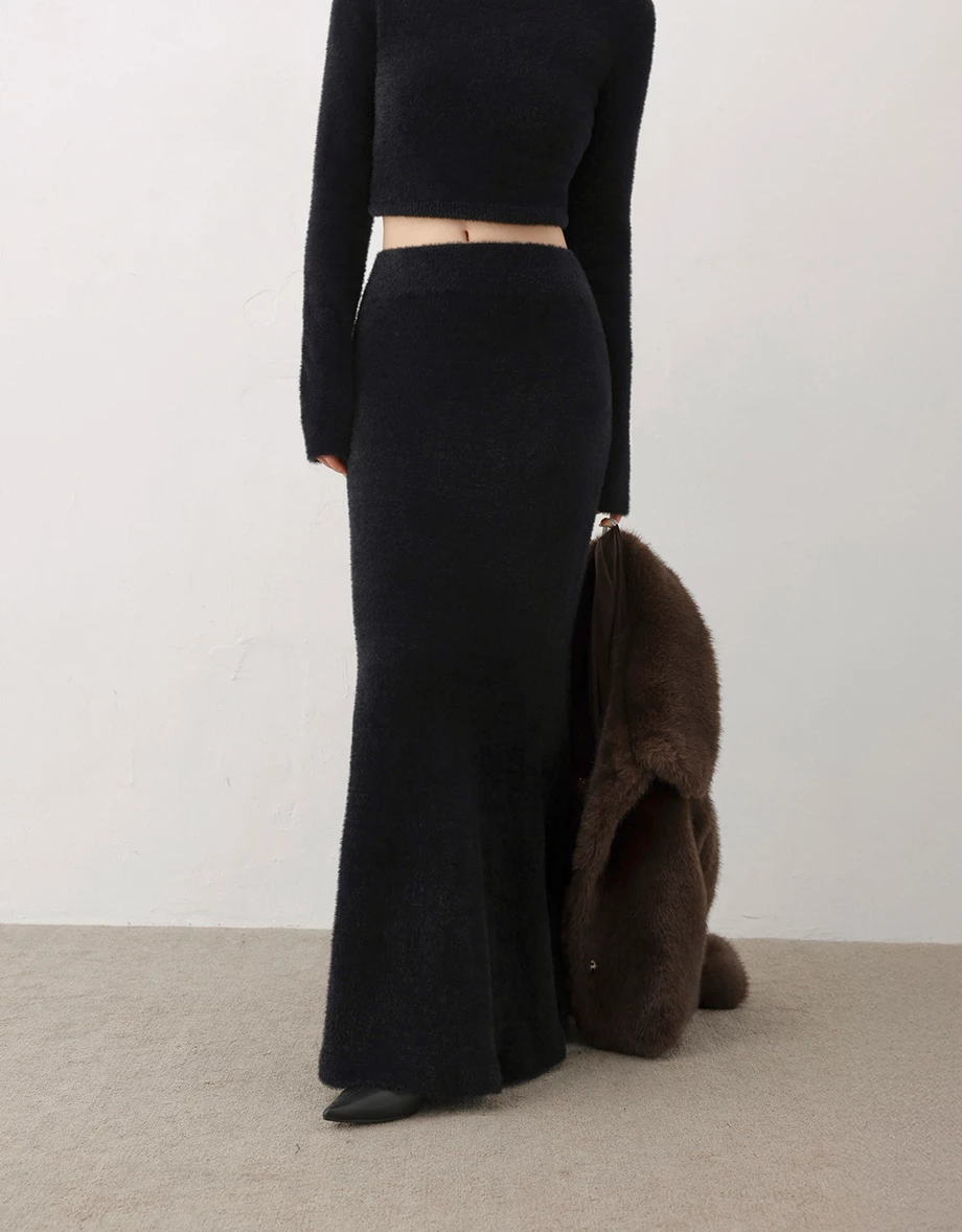 Elastic Waist Flared Hem Faux Mink Knit Maxi Skirt