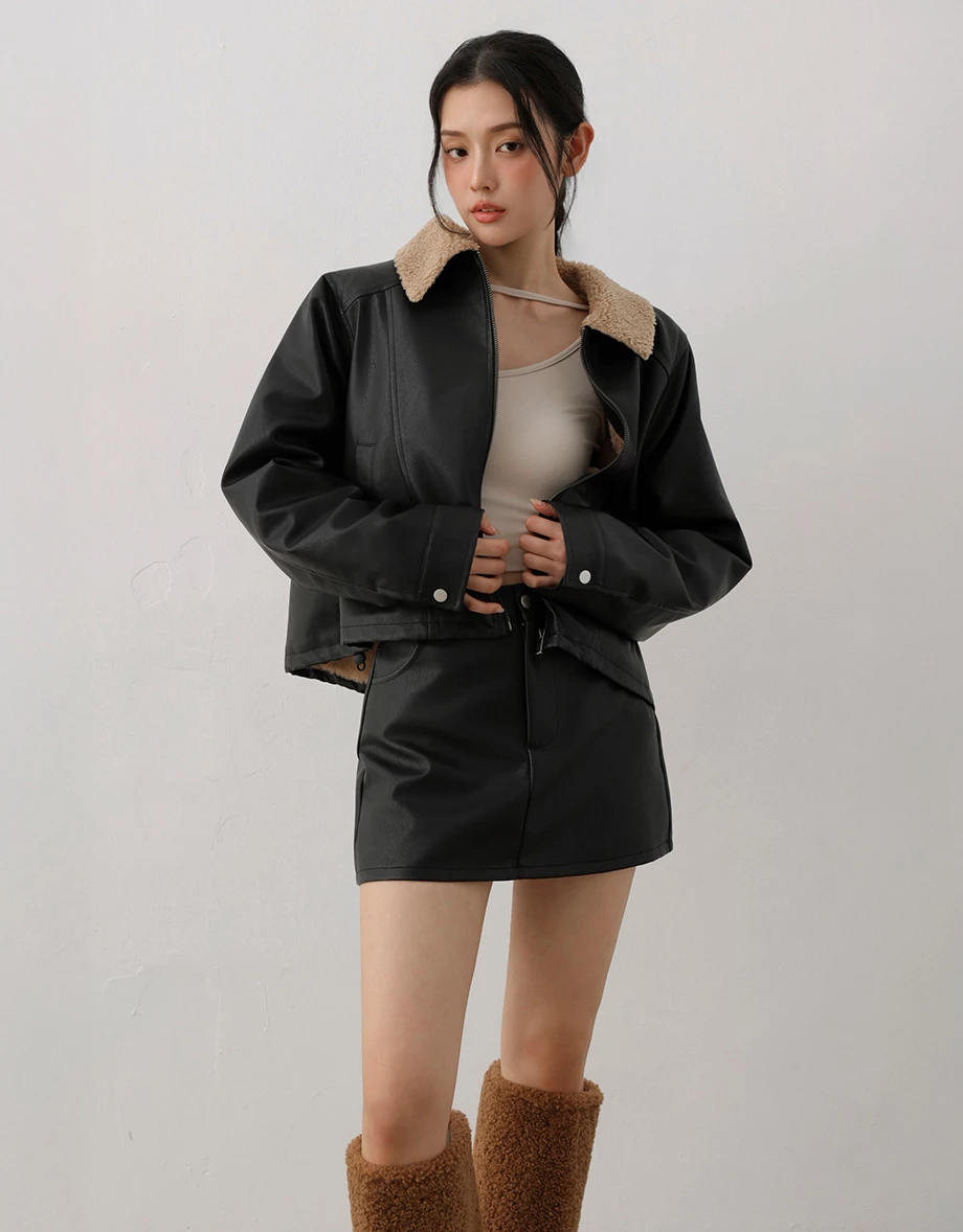 Fleece Lined Cropped Faux Leather Jacket with Fur Collar
