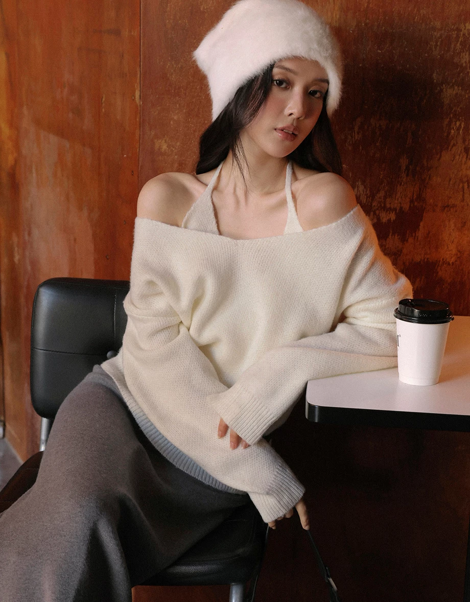 Halter Neck Inner Tank Top and Oversized Off Shoulder Knit Sweater Set Wear