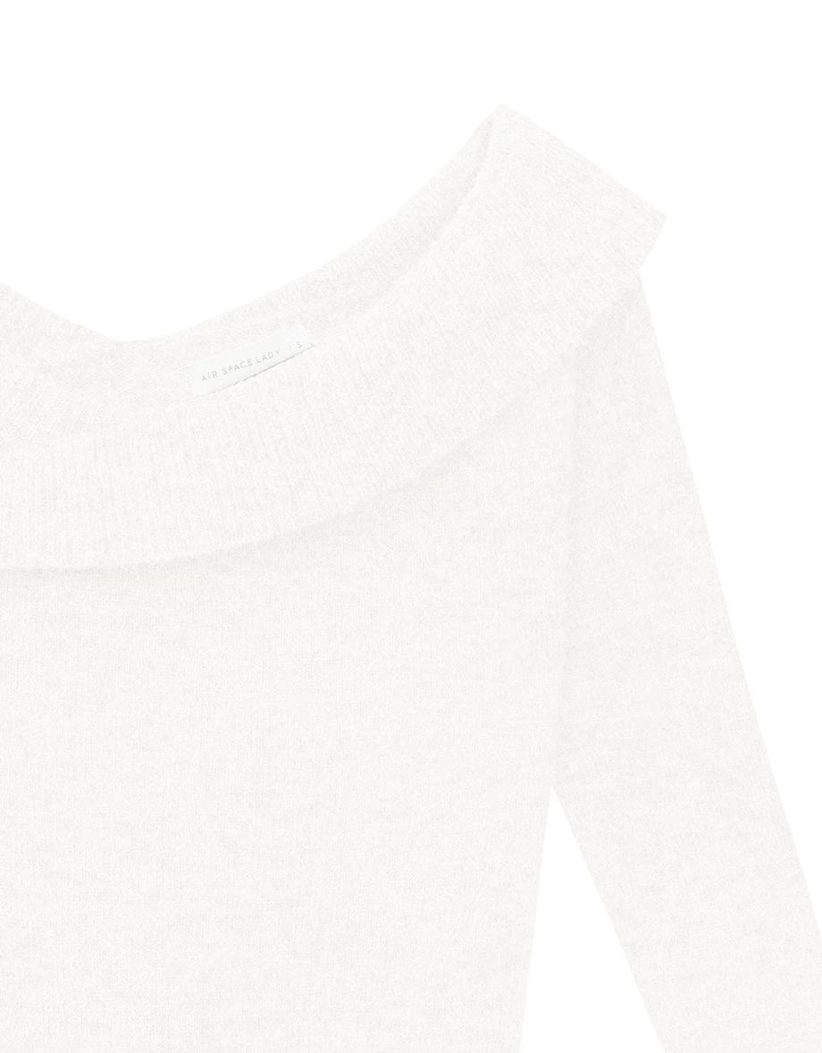 【Ling Cheng Design】Off Shoulder Folded Knit Sweater with Soft Ribbed Texture