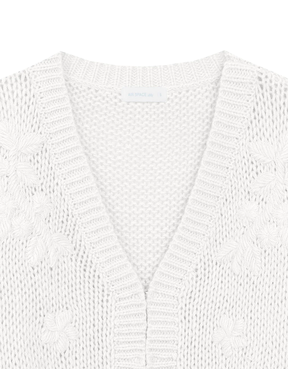 【Ling Cheng Design】Wool Blend V neck Flower Embroidered Button Cardigan