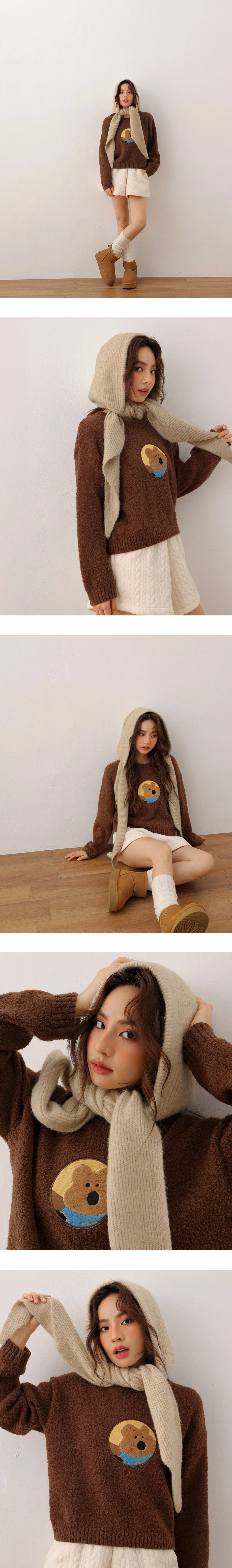 【DINOTAENG】Round Neck Crop Top Knit Sweater With Patch 【DINOTAENG】Round Neck Crop Top Knit Sweater With Patch