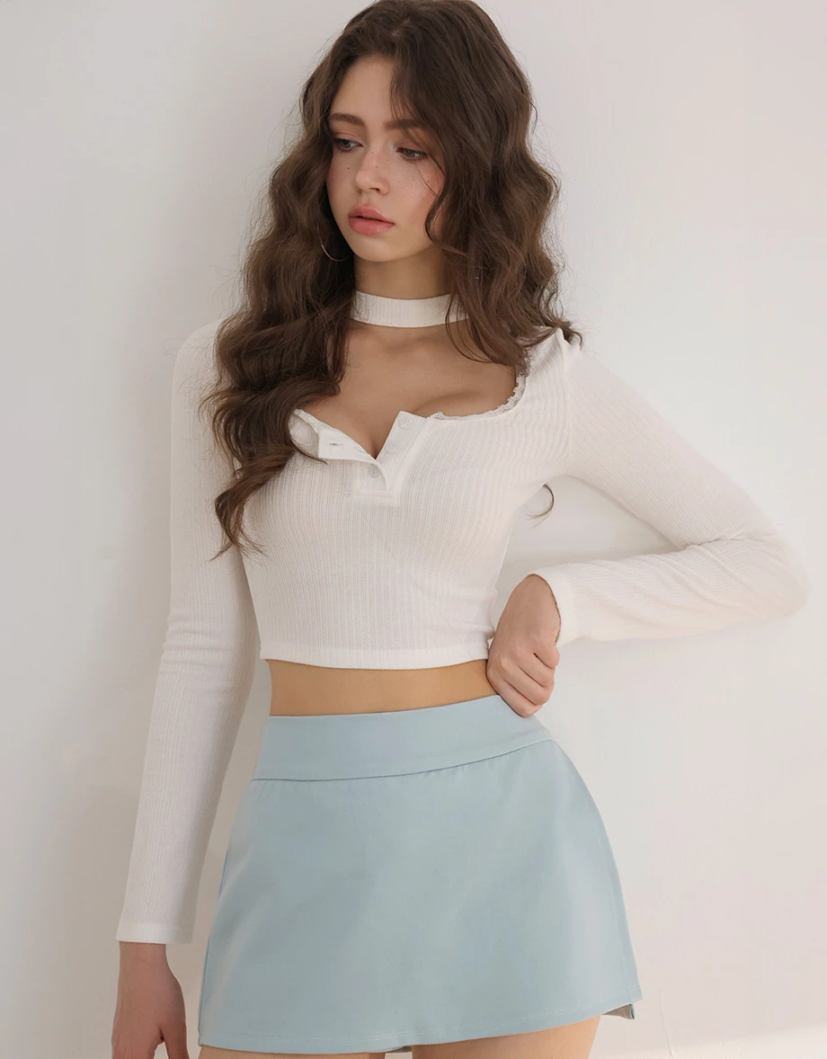 Lace Trimmed U Neck Buttoned Ribbed Knit Top