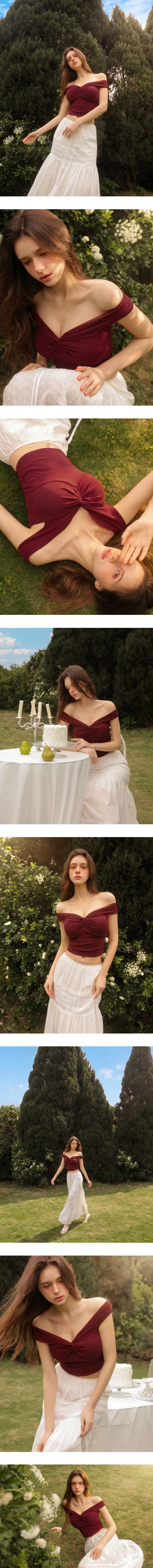 一字領網紗扭結抓皺拼接短版上衣(附胸墊)