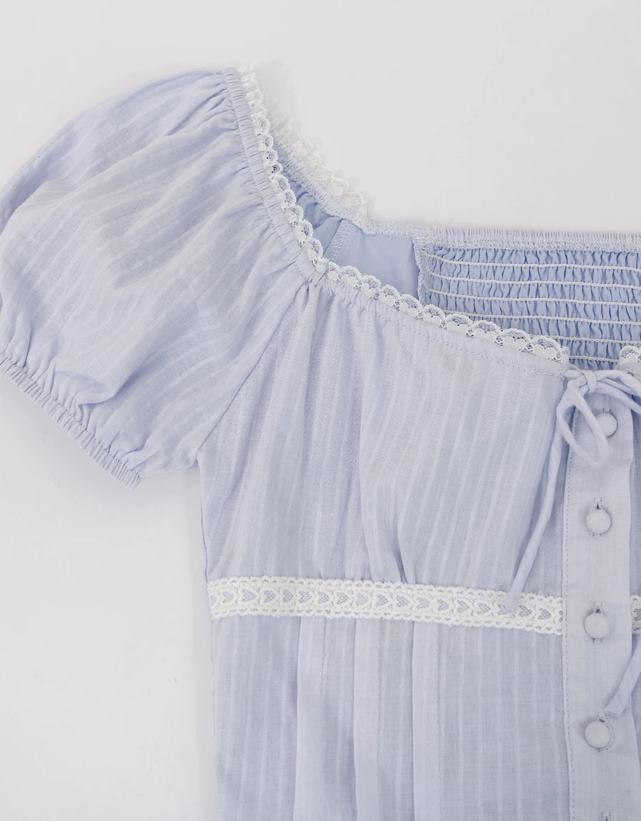 2WAY方領抽皺綁帶蕾絲滾邊澎袖直條紋短版上衣