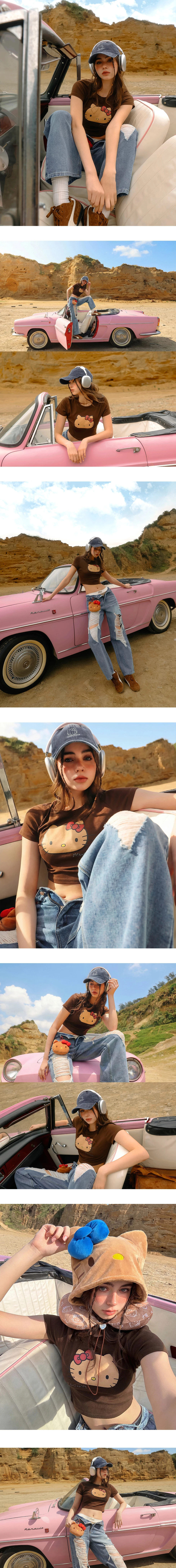 【Hello Kitty Collaboration】Signature Print Short Sleeve Graphic Crop Tee 【Hello Kitty Collaboration】Signature Print Short Sleeve Graphic Crop Tee