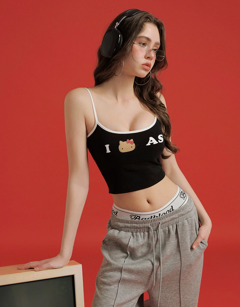 【Hello Kitty Collaboration】Contrast Trim Print Cropped Padded Cami Bra Top 【Hello Kitty Collaboration】Contrast Trim Print Cropped Padded Cami Bra Top