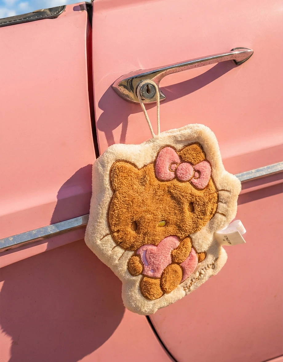 【Hello Kitty Collaboration】Embroidered Plush Hanging Hand Towel 【Hello Kitty Collaboration】Embroidered Plush Hanging Hand Towel