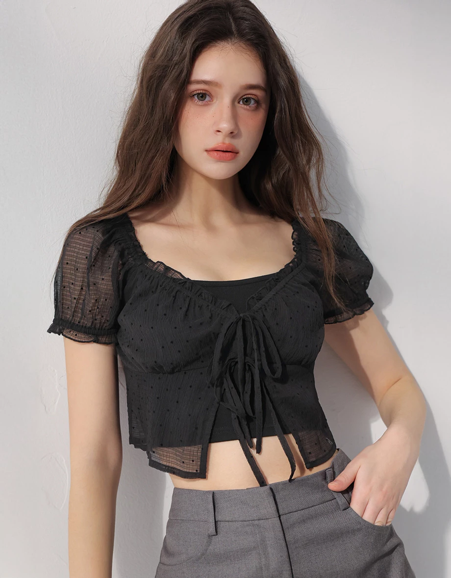 V領荷葉綁帶澎袖點點透膚短版上衣細肩帶背心套裝