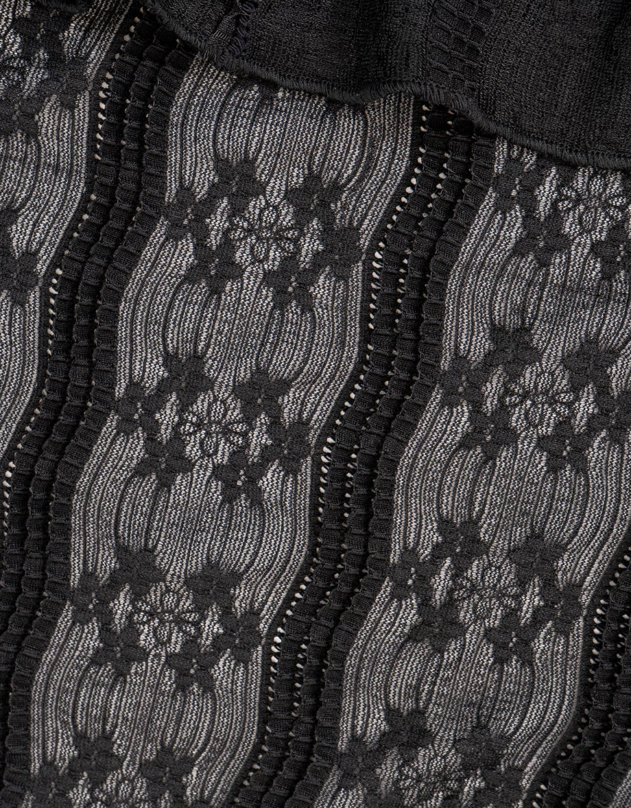 反摺荷葉一字領刺繡蕾絲長袖上衣細肩帶BRA背心套裝