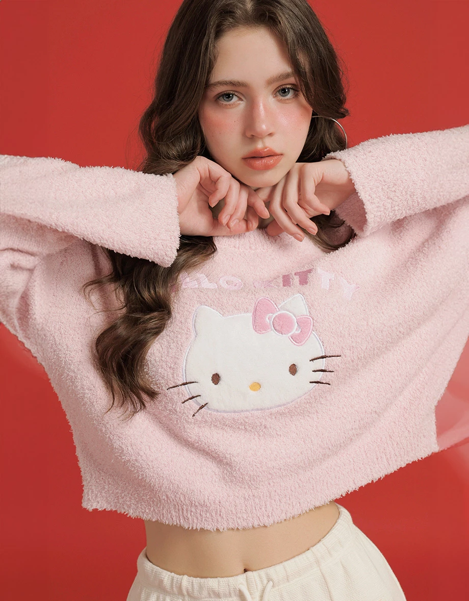 【Hello Kitty Collaboration】Appliqué Patch Oversized Plush Sweater