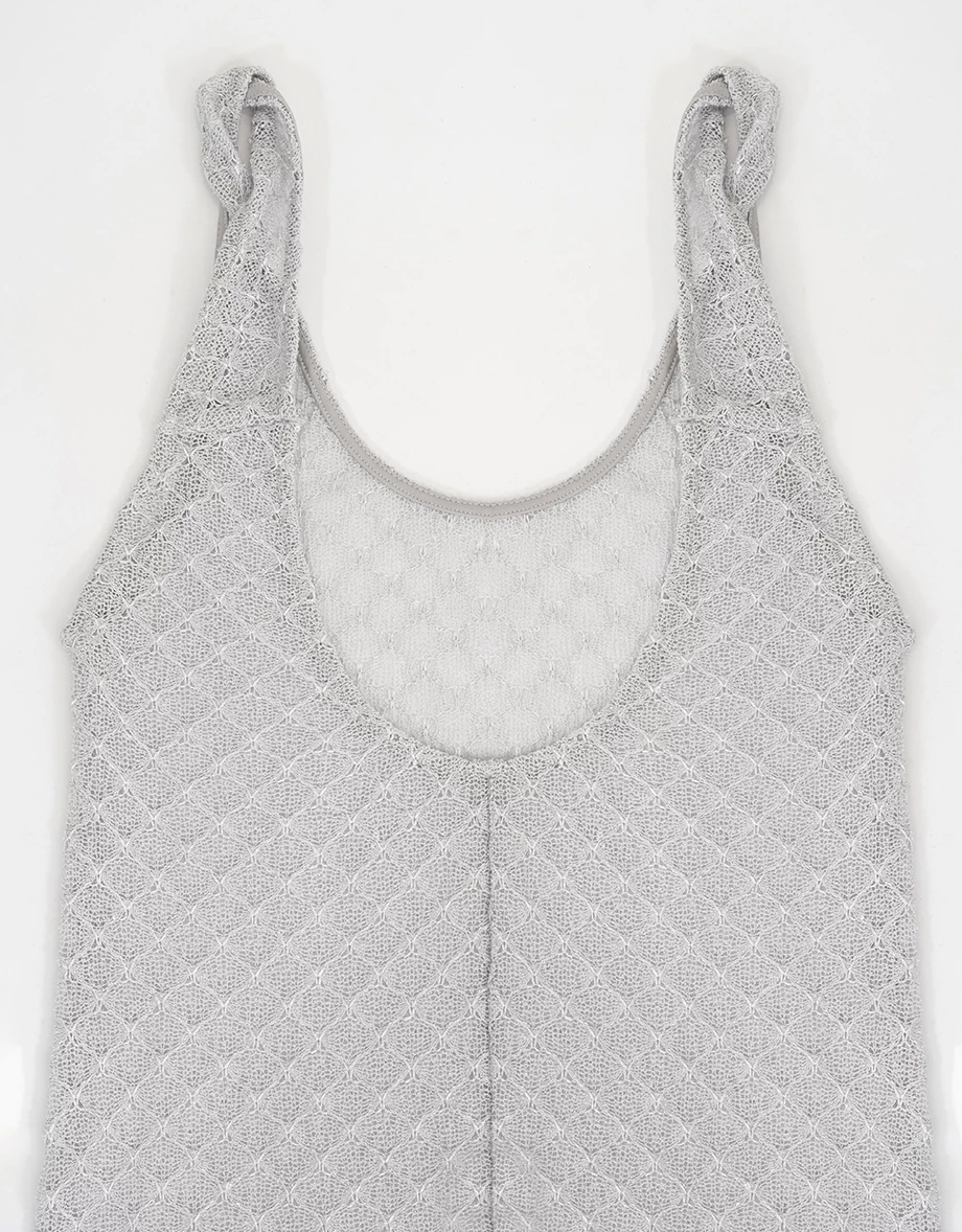 扭結肩帶後開衩菱格鏤空針織外罩背心長洋裝