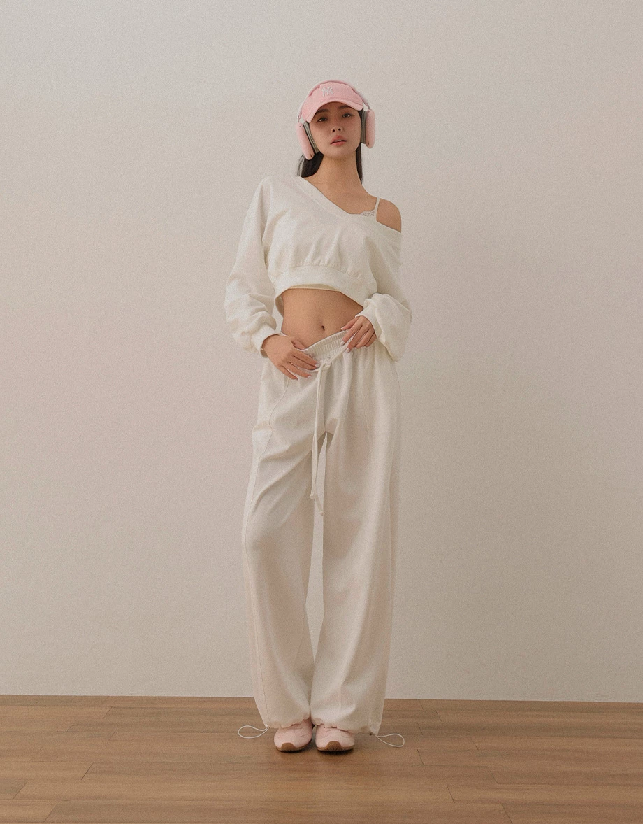 Overseized V Neck Cropped Sweatshirt with Ribbed Hem