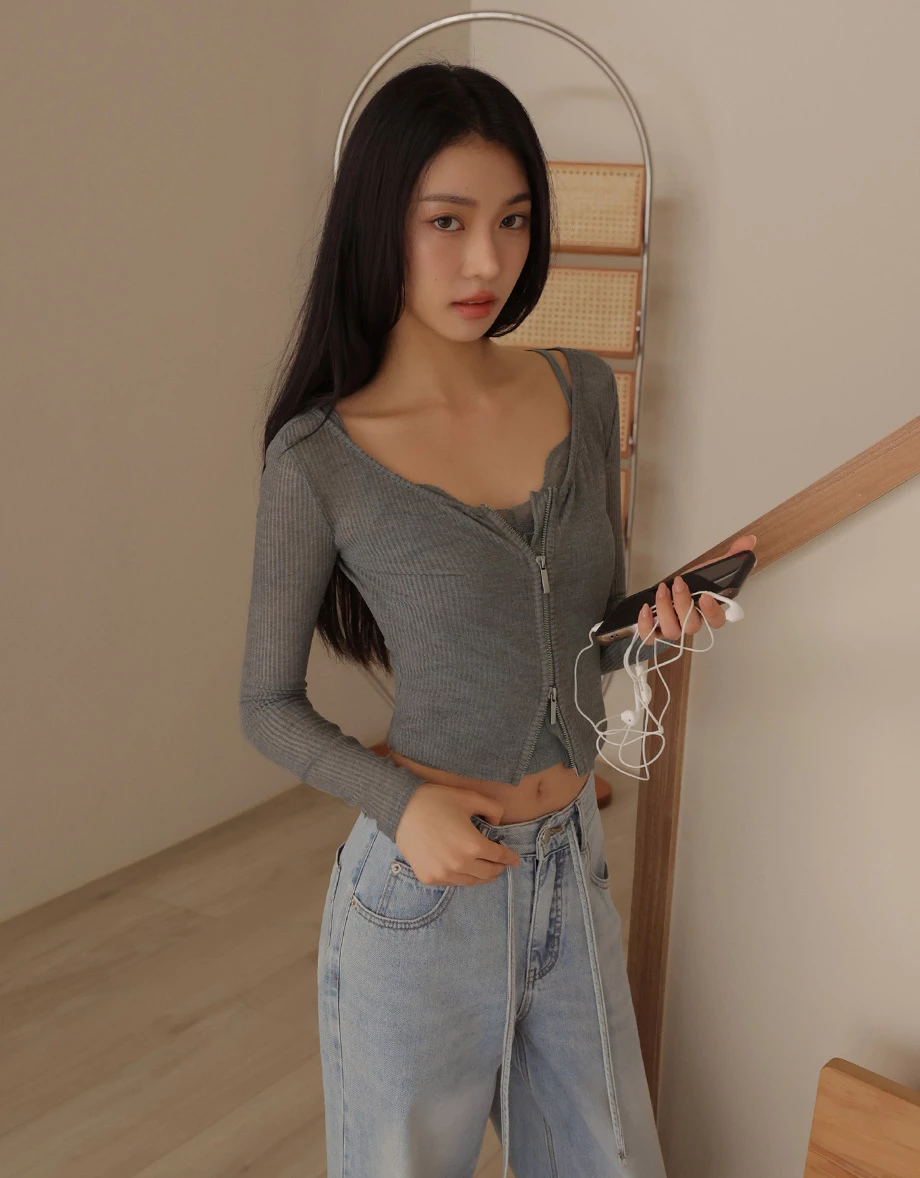 圓領長袖雙頭拉鍊開襟短版羅紋針織衫