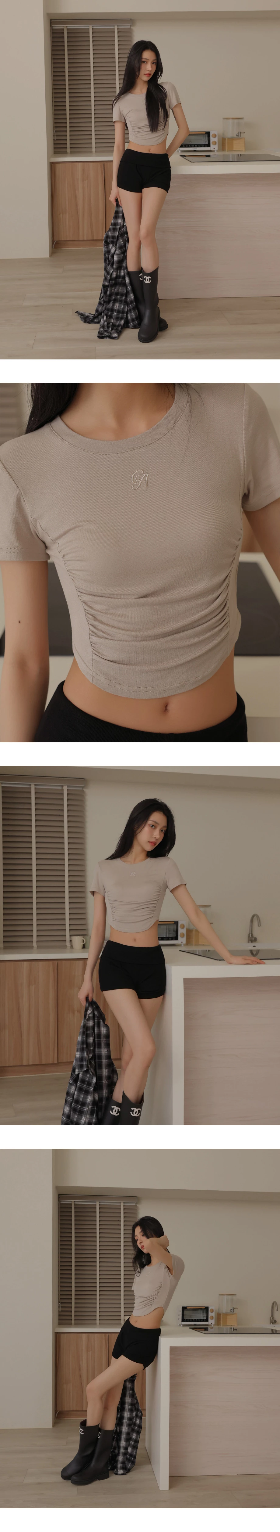 LOGO刺繡圓領公主線剪裁抓皺短袖短版TEE