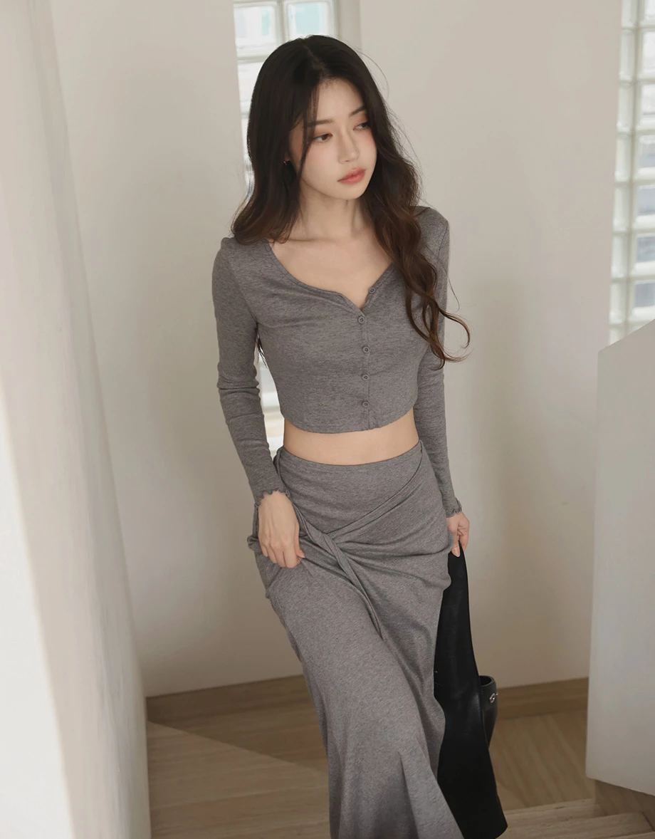 【奶油柔感棉】V領木耳邊針織開襟衫