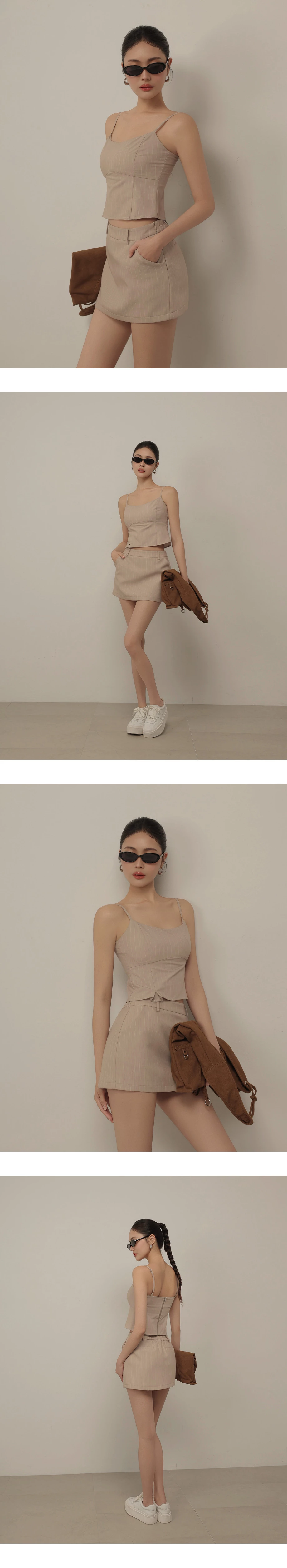 直條紋平口細肩帶下擺開衩背心上衣(附胸墊)