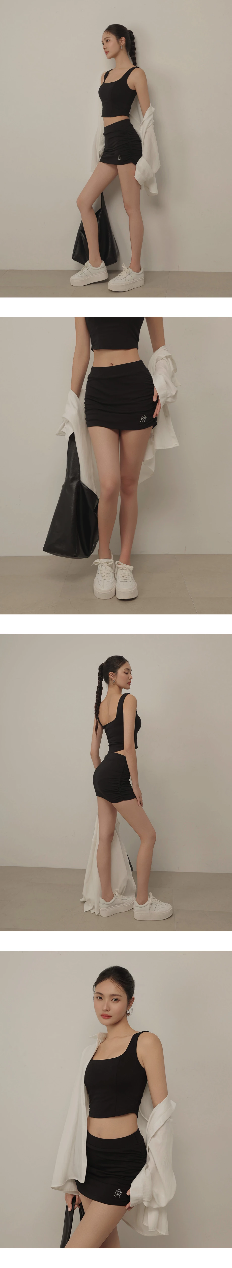 鬆緊腰側抓皺LOGO刺繡短裙